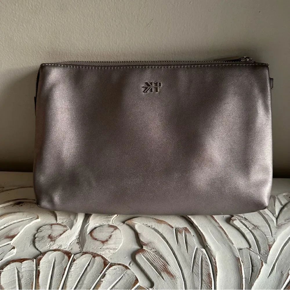 Freshly Picked zippered pouch - Picture 2 of 6